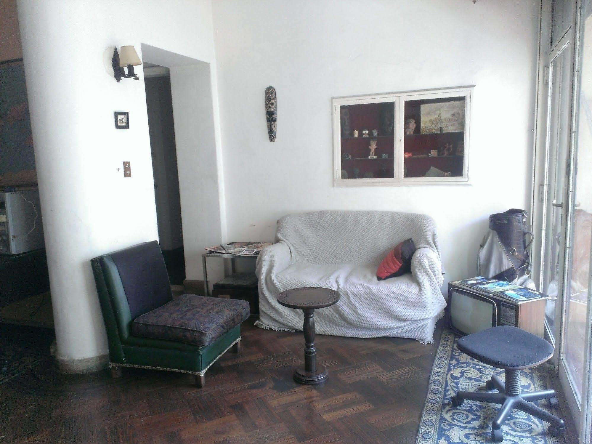 Quechua Guesthouse Hostel Rosario Funes Eksteriør bilde
