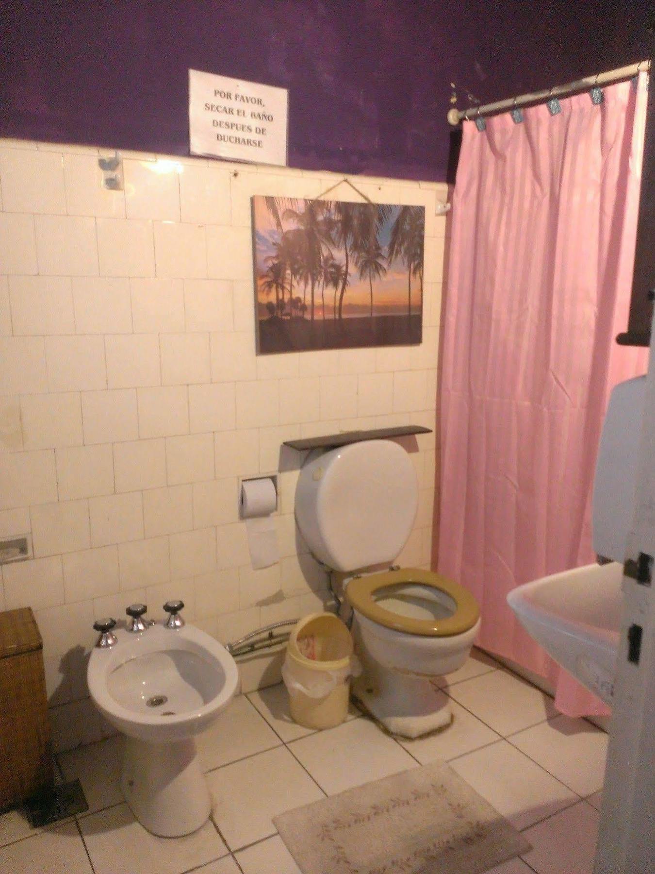 Quechua Guesthouse Hostel Rosario Funes Eksteriør bilde
