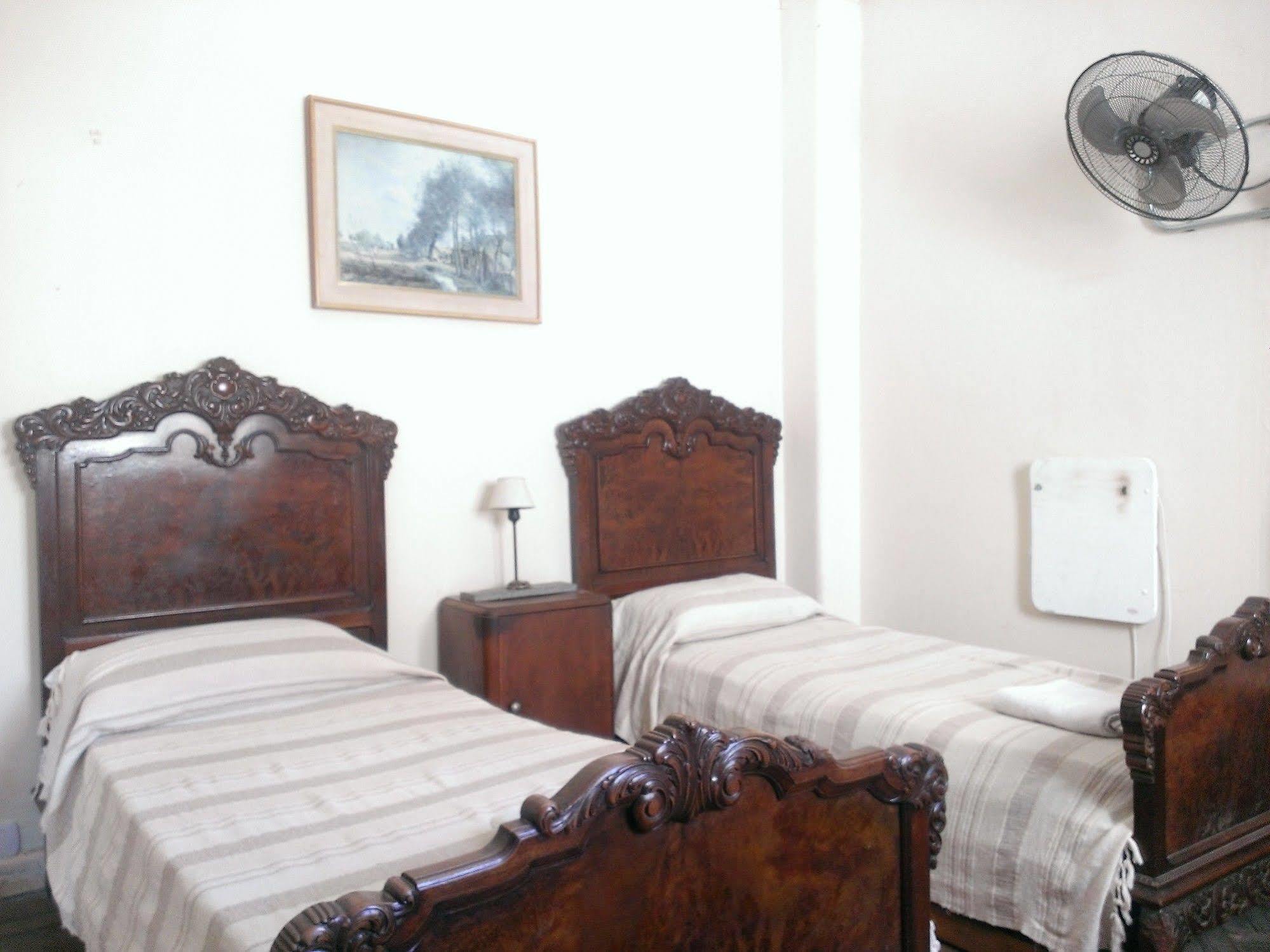 Quechua Guesthouse Hostel Rosario Funes Eksteriør bilde