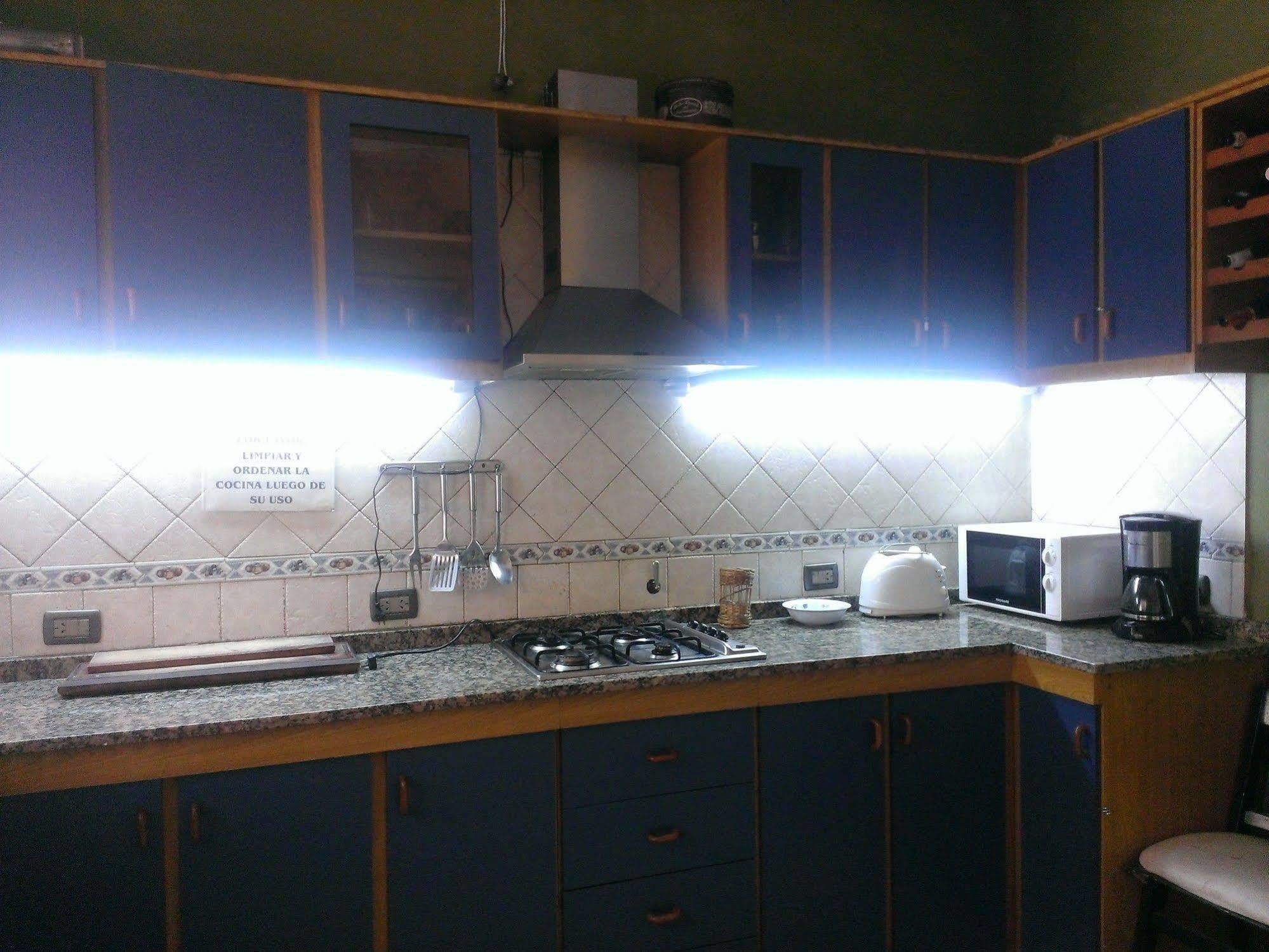 Quechua Guesthouse Hostel Rosario Funes Eksteriør bilde