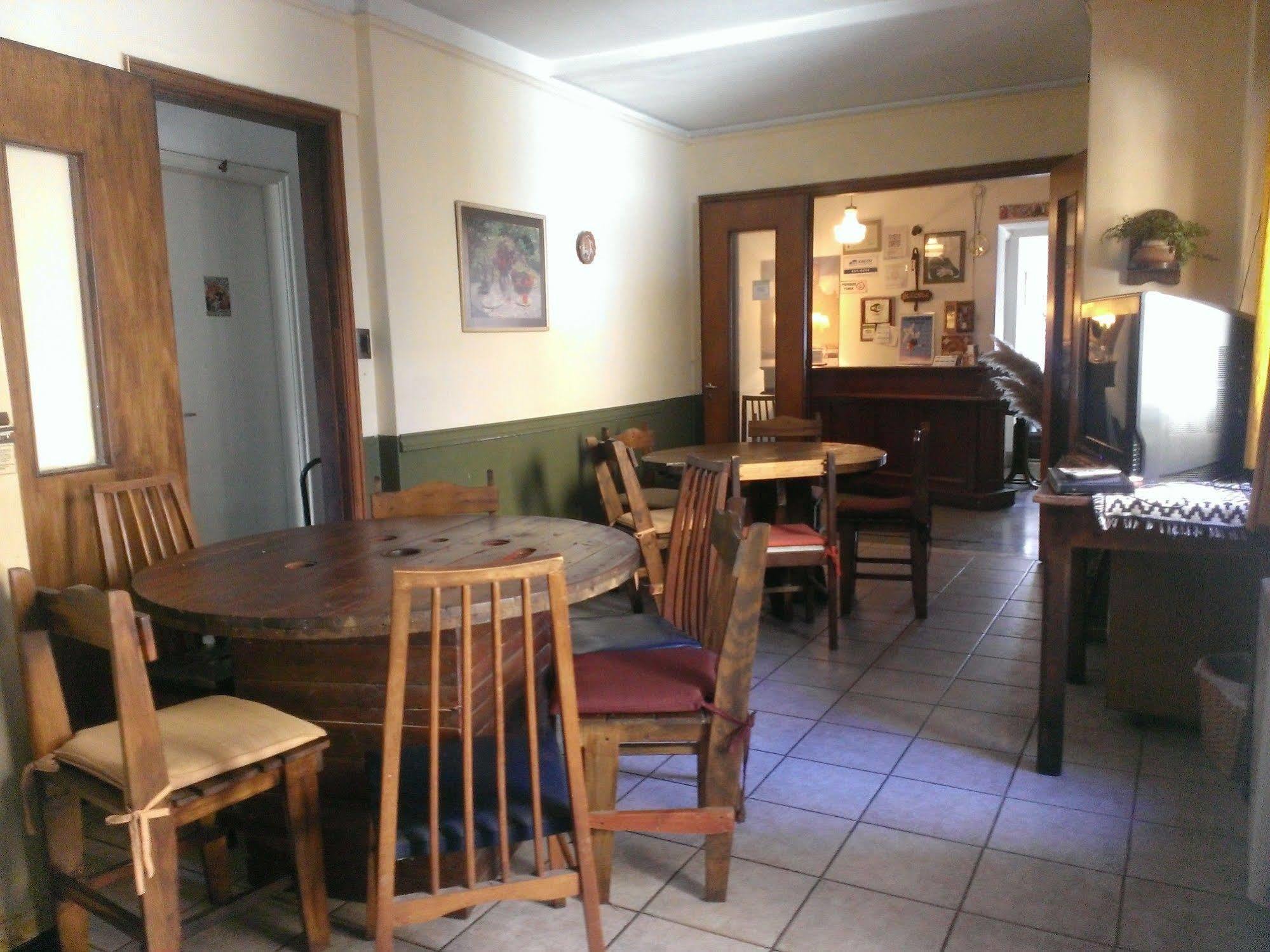 Quechua Guesthouse Hostel Rosario Funes Eksteriør bilde