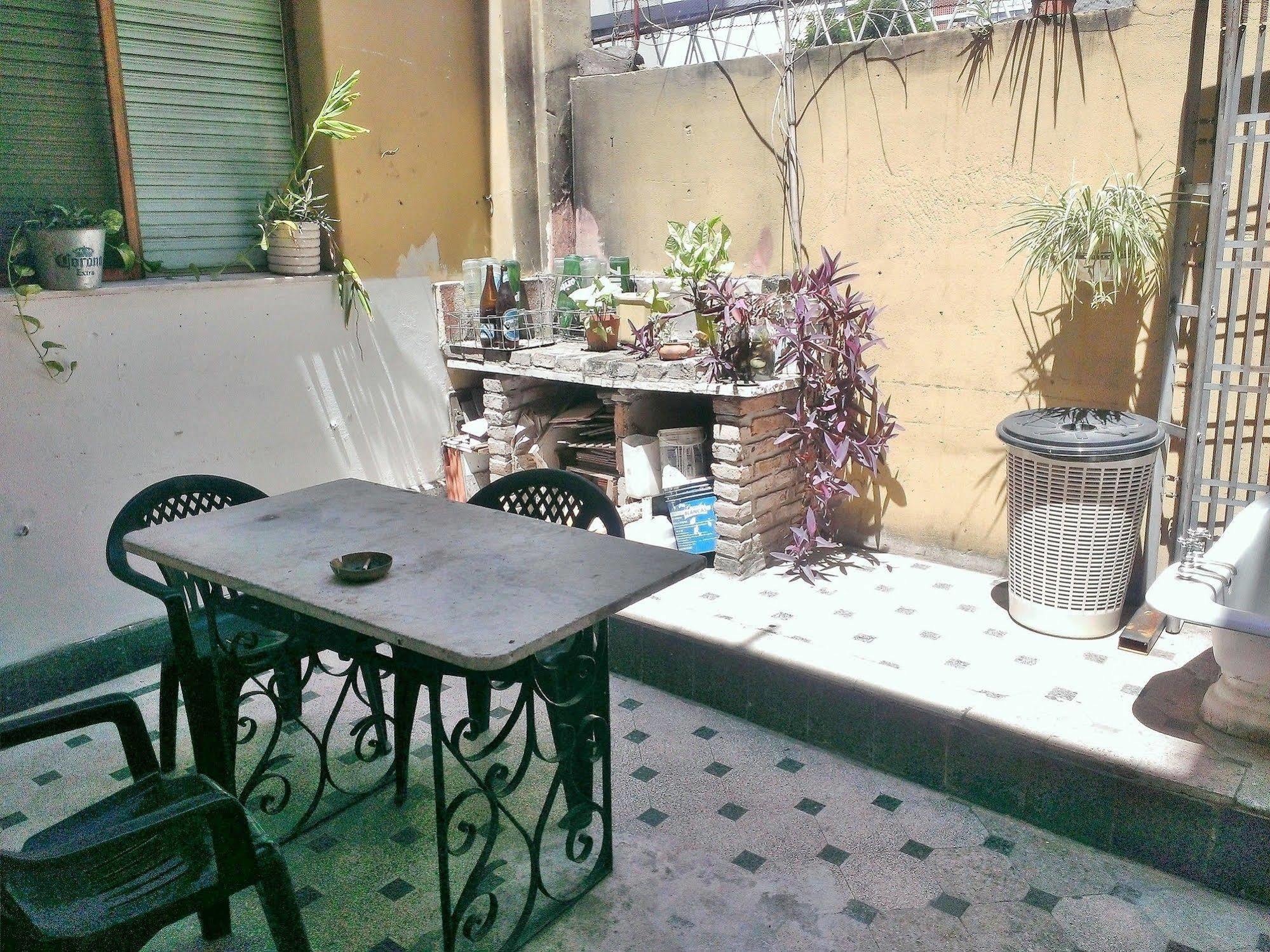 Quechua Guesthouse Hostel Rosario Funes Eksteriør bilde